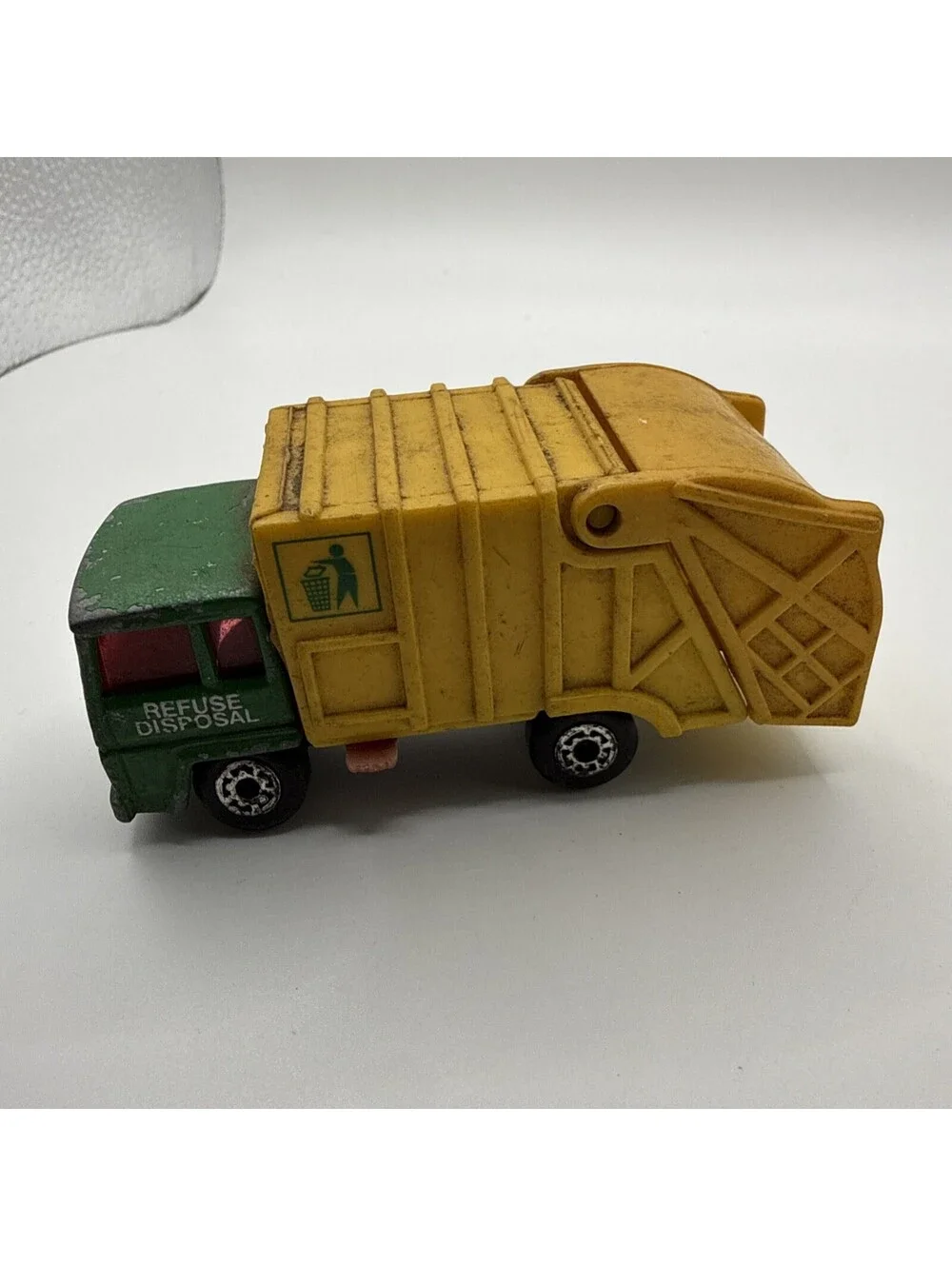 1979 MATCHBOX SUPERFAST REFUSE TRUCK VINTAGE
